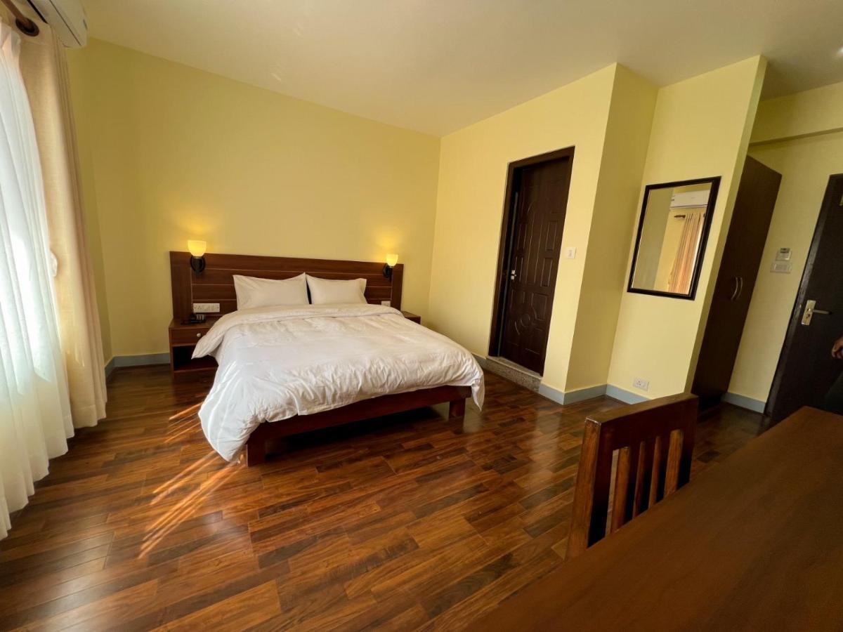 Hotel Claire Inn Kathmandu Exterior foto